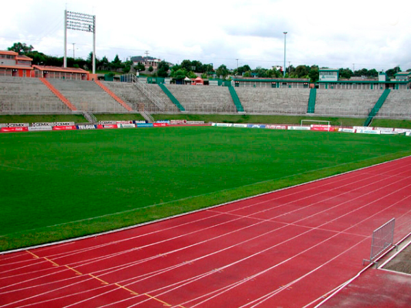 Estadio Cementos Progreso