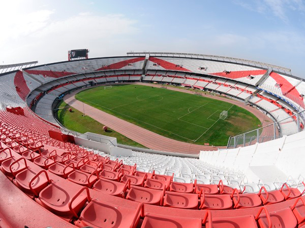 Estadio Monumental Antonio Vespucio Liberti